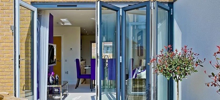 Commercial Door Glass Repair in St. Cloud, FL