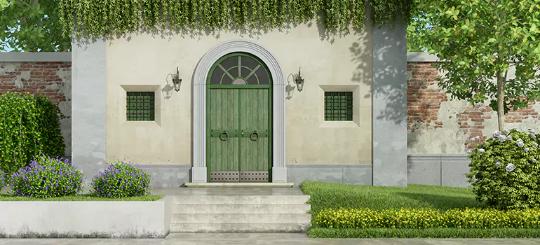 Weatherproof Screen Door in St. Cloud, FL